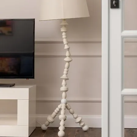 Bright 3city In Center By Renters *