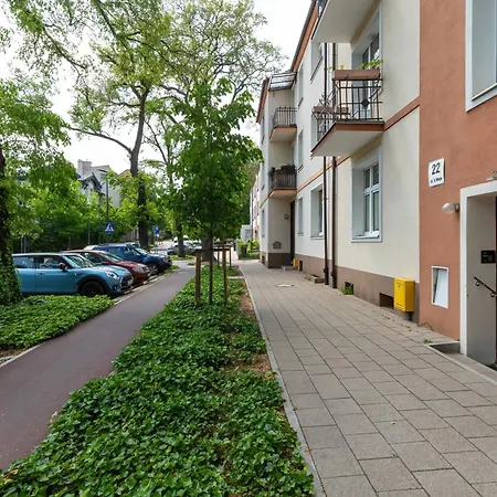 Bright 3city In Center By Renters