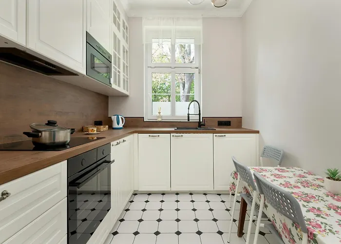 Lejlighed Bright 3city In Center By Renters Sopot