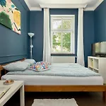 Apartment Bright 3city In Center By Renters Sopot