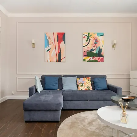 Bright 3city In Center By Renters *