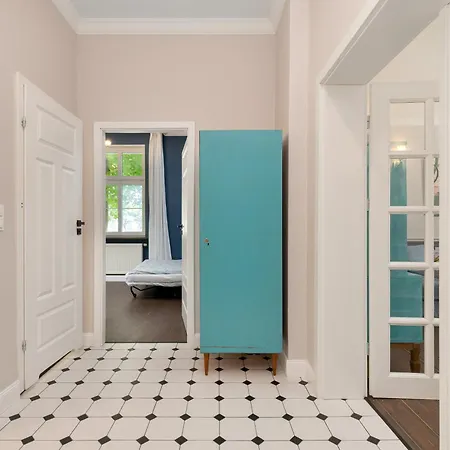 Bright 3city In Center By Renters