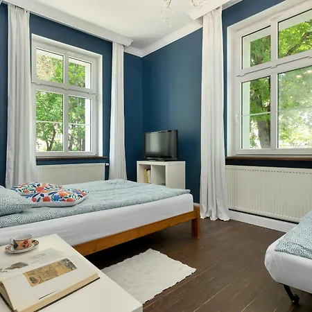 Bright 3city In Center By Renters Apartment